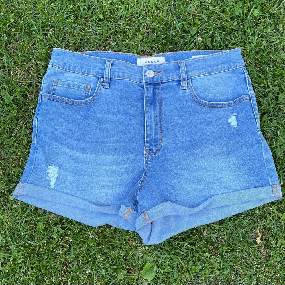 “The Shortie” PacSun Shorts